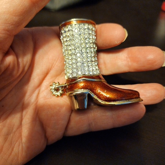 Rhinestone Cowboy Boot With A Hidden Compartment - Picture 2 of 6